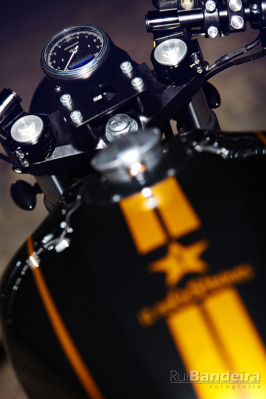 it roCkS bikes - Gravedigger Special Edition Classic 13 cafe racer Gravedigger Special Edition Classic motos bike itrocksbikes fotografia motos porto fotografia de produto Imagem e Marca Rui Bandeira 15 Rui Bandeira Fotografia Fotografia de produto e comercial - Fotografia de concertos it roCkS bikes - Gravedigger Special Edition Classic