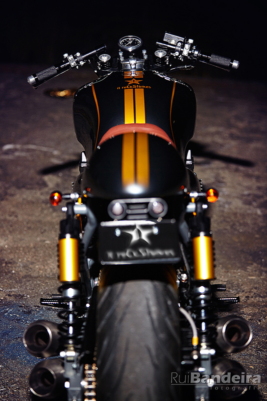it roCkS bikes - Gravedigger Special Edition Classic 9 cafe racer Gravedigger Special Edition Classic motos bike itrocksbikes fotografia motos porto fotografia de produto Imagem e Marca Rui Bandeira 13 Rui Bandeira Fotografia Fotografia de produto e comercial - Fotografia de concertos it roCkS bikes - Gravedigger Special Edition Classic