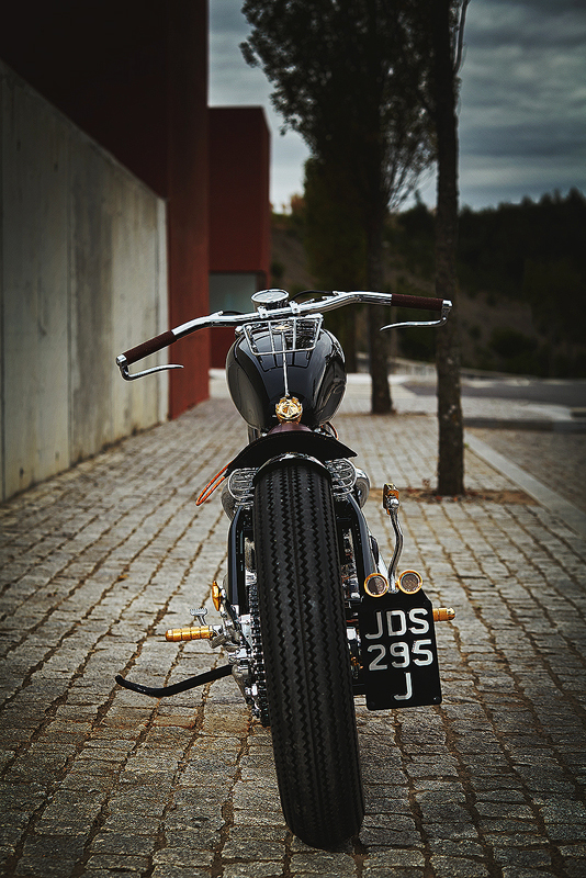 T120R Bobber "Elvira" 18 12 09 2015 3548 Rui Bandeira Fotografia Fotografia de produto e comercial - Fotografia de concertos T120R Bobber "Elvira"