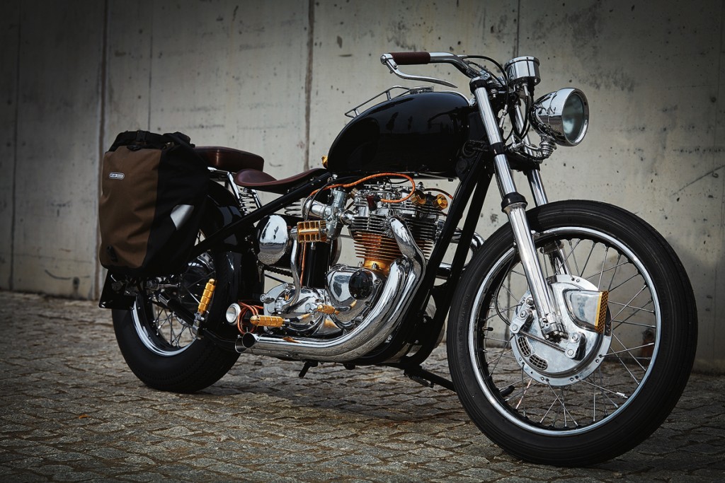 T120R Bobber "Elvira" 34 12 09 2015 3627 Rui Bandeira Fotografia Fotografia de produto e comercial - Fotografia de concertos T120R Bobber "Elvira"