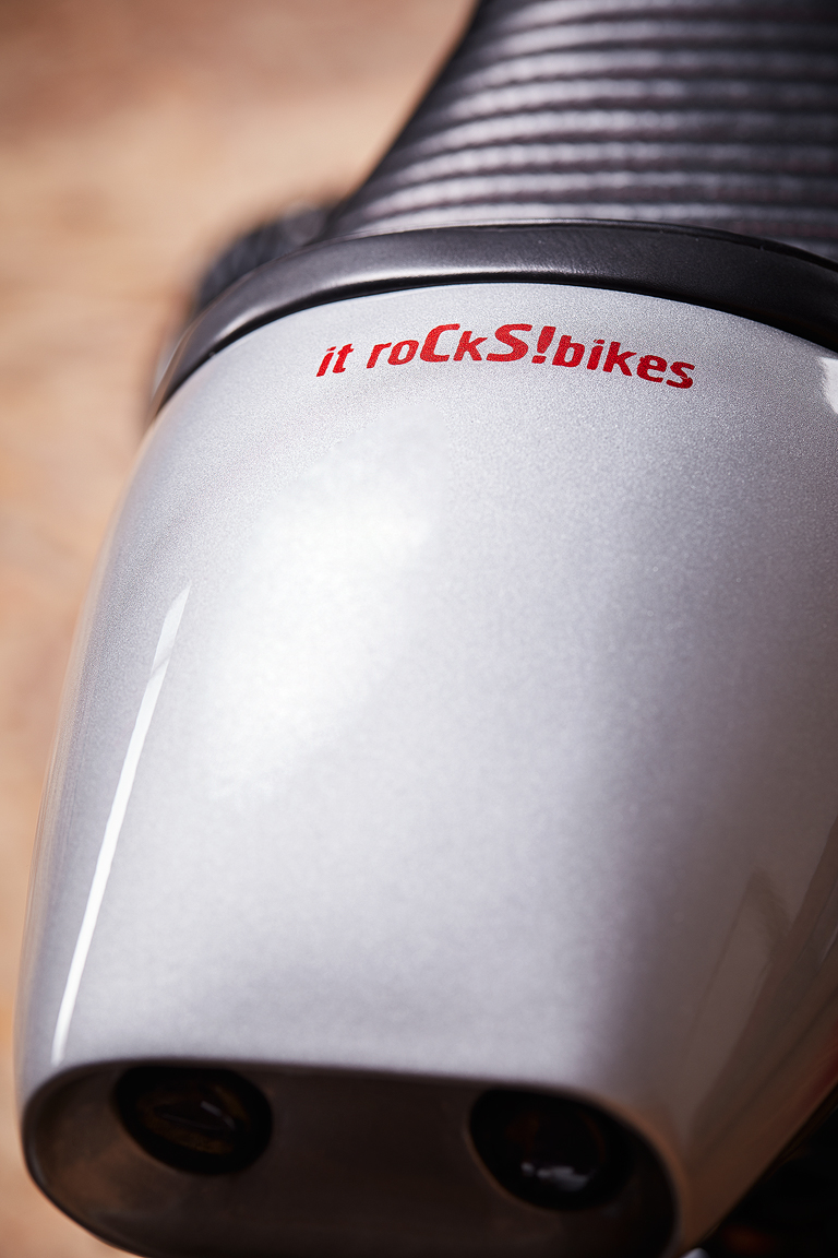 it roCkS bikes CS08 11 ItRocksBikes%20CS08%40Rui%20Bandeira%20Fotografia 104A9124 Rui Bandeira Fotografia Fotografia de produto e comercial - Fotografia de concertos it roCkS bikes CS08 it roCkS bikes CS08 10 ItRocksBikes%20CS08%40Rui%20Bandeira%20Fotografia 104A9124 Rui Bandeira Fotografia Fotografia de produto e comercial - Fotografia de concertos it roCkS bikes CS08