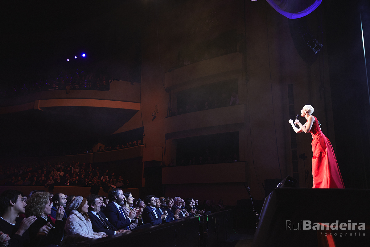 Mariza - Mundo 360º at Coliseu do Porto 29 Rui%20Bandeira%20Fotografia Mariza Coliseu%20do%20Porto MG 5663 Rui Bandeira Fotografia Fotografia de produto e comercial - Fotografia de concertos Mariza - Mundo 360º at Coliseu do Porto
