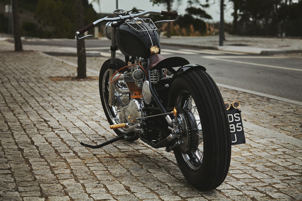 T120R Bobber "Elvira" 14 12 09 2015 3535 Rui Bandeira Fotografia Fotografia de produto e comercial - Fotografia de concertos T120R Bobber "Elvira"
