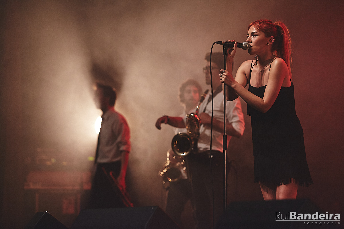 Marta Ren & the Groovelvets no Porto Best Of 7 Marta%20Ren Rui Bandeira%20Fotografia MG 0047 Rui Bandeira Fotografia Fotografia de produto e comercial - Fotografia de concertos Marta Ren & the Groovelvets no Porto Best Of