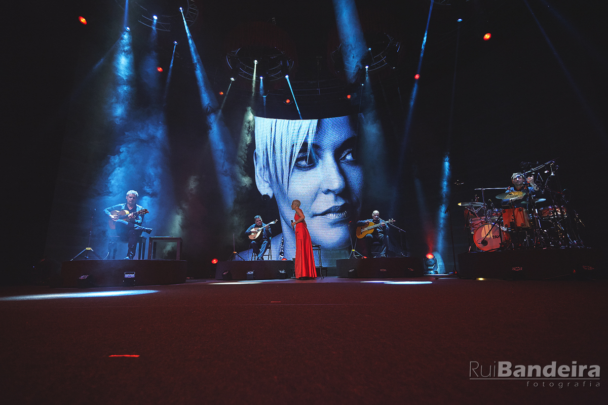 Mariza - Mundo 360º at Coliseu do Porto 31 Rui%20Bandeira%20Fotografia Mariza Coliseu%20do%20Porto MG 5688 Rui Bandeira Fotografia Fotografia de produto e comercial - Fotografia de concertos Mariza - Mundo 360º at Coliseu do Porto