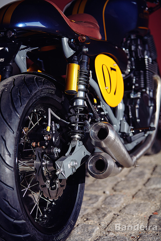 it roCkS bikes - Gravedigger Special Edition Classic 21 cafe racer Gravedigger Special Edition Classic motos bike itrocksbikes fotografia motos porto fotografia de produto Imagem e Marca Rui Bandeira 4 Rui Bandeira Fotografia Fotografia de produto e comercial - Fotografia de concertos it roCkS bikes - Gravedigger Special Edition Classic