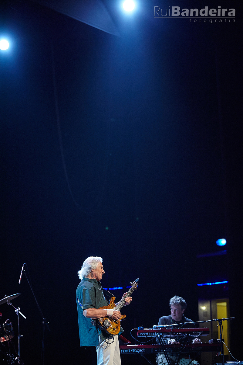 John McLaughlin & The 4th Dimension 21 Rui%20Bandeira%20Fotografia EmptyName 365 Rui Bandeira Fotografia Fotografia de produto e comercial - Fotografia de concertos John McLaughlin & The 4th Dimension John McLaughlin & The 4th Dimension 20 Rui%20Bandeira%20Fotografia EmptyName 365 Rui Bandeira Fotografia Fotografia de produto e comercial - Fotografia de concertos John McLaughlin & The 4th Dimension