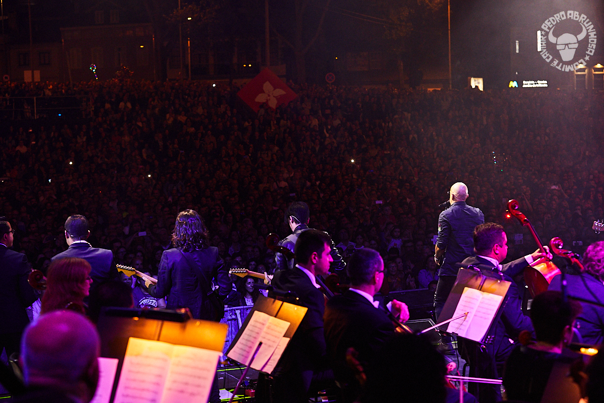 Pedro Abrunhosa with the Casa da Musica Symphony Orchestra 37 %40Rui%20Bandeira%20Fotografia 04A1730 Rui Bandeira Fotografia Fotografia de produto e comercial - Fotografia de concertos Pedro Abrunhosa with the Casa da Musica Symphony Orchestra