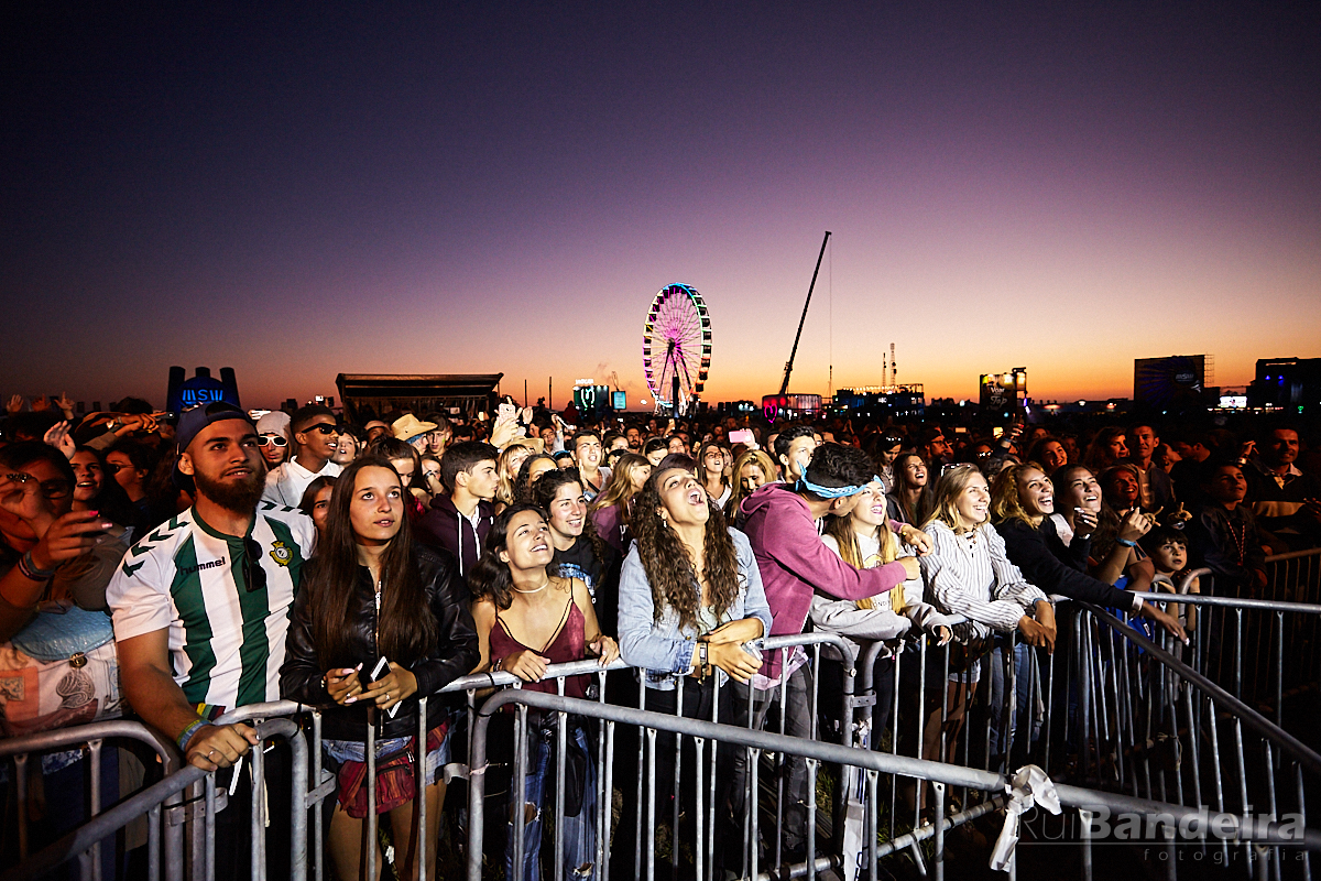 Festival MEO Sudoeste - dia 2 36 MEOSW 2017%40Rui%20Bandeira%20Fotografia MG 8828 Rui Bandeira Fotografia Fotografia de produto e comercial - Fotografia de concertos Festival MEO Sudoeste - dia 2