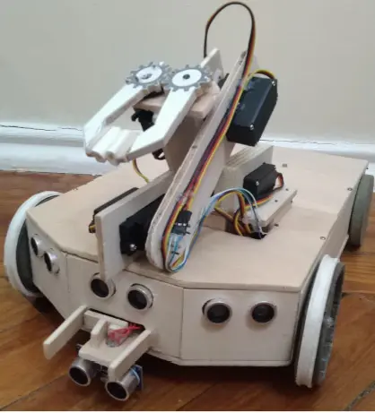Robot físico. Robot físico.