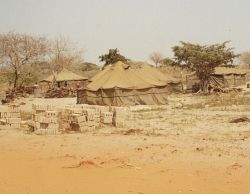 Tendas de Campanha em Mumemo